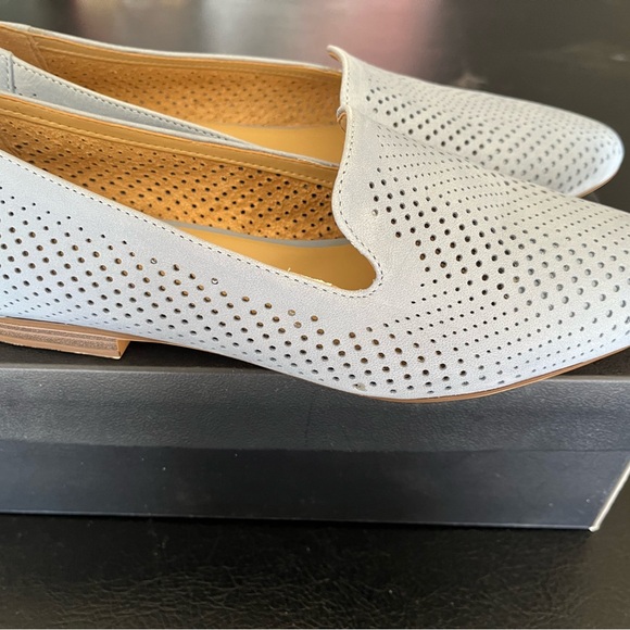 Naturalizer Blue Perforated Loafers NIB - Picture 4 of 6